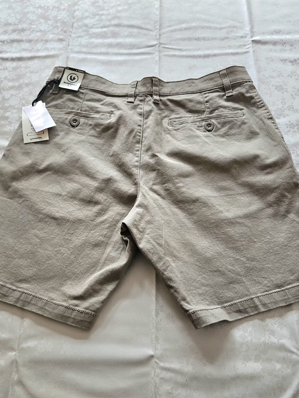 Burnside Men's Chino Shorts Size 32 NWT Khaki Tan 8" Inseam Elastic Waist - Picture 4 of 13